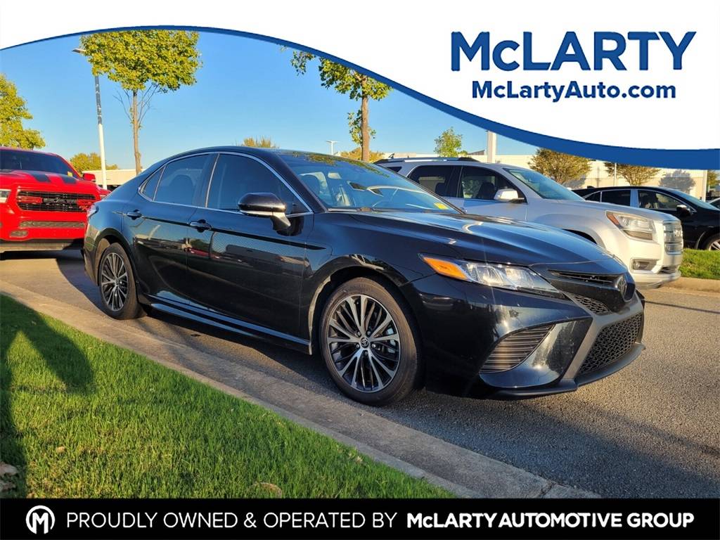 2020 Toyota Camry SE — Sedan — 39,264 mi — North Little Rock, AR