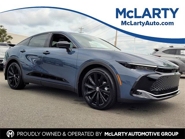 2025 Toyota Crown Nightshade — Sedan — 916 mi — North Little Rock, AR