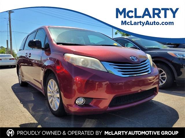 2011 Toyota Sienna Base — Minivan — 211,568 mi — North Little Rock, AR