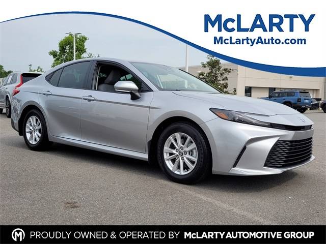 2025 Toyota Camry LE — Sedan — 4,476 mi — North Little Rock, AR