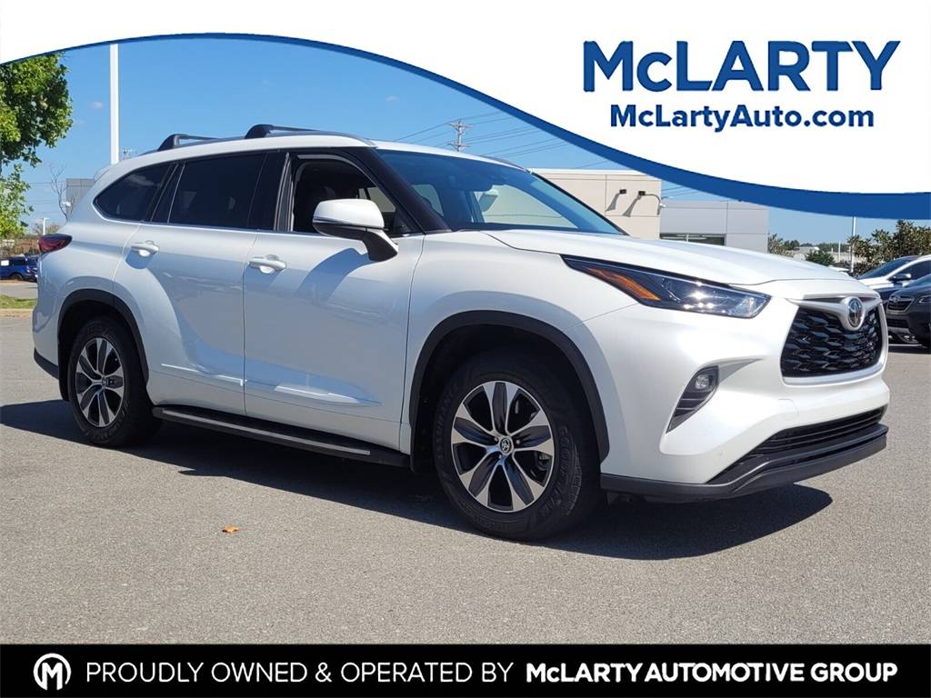 2022 Toyota Highlander XLE — SUV — 111,425 mi — North Little Rock, AR