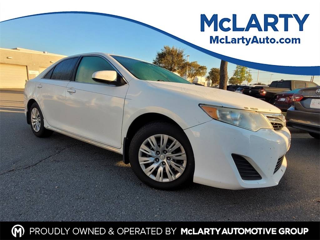 2014 Toyota Camry L — Sedan — 225,281 mi — North Little Rock, AR