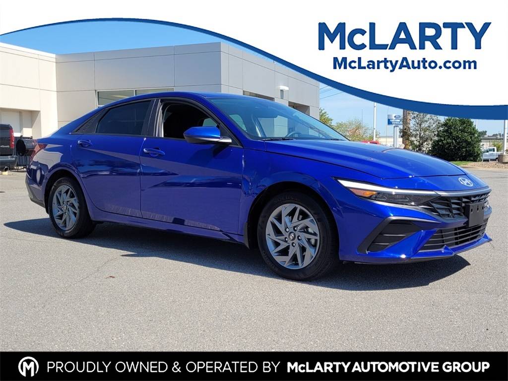 2024 Hyundai Elantra SEL — Sedan — 25,350 mi — North Little Rock, AR