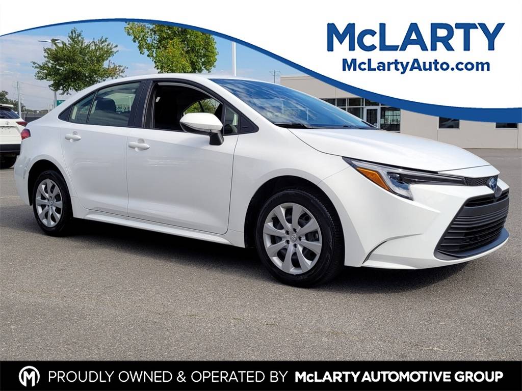 2025 Toyota Corolla Hybrid LE — Sedan — 10,364 mi — North Little Rock, AR