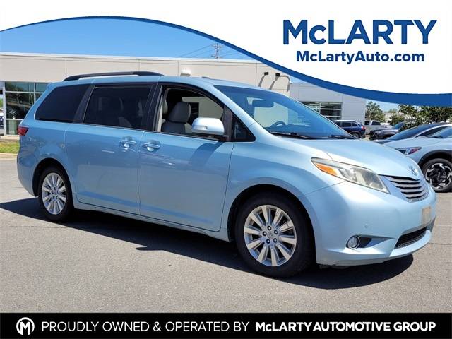 2015 Toyota Sienna L — Minivan — 117,697 mi — North Little Rock, AR