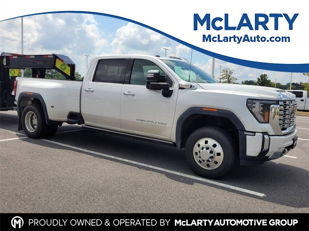 2024 GMC Sierra 3500HD Denali — Pickup Truck — 49,351 mi — North Little Rock, AR