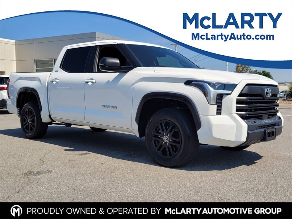 2023 Toyota Tundra SR5 — Pickup Truck — 32,280 mi — North Little Rock, AR