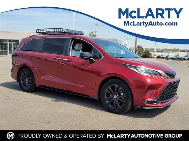 2022 Toyota Sienna XSE — Minivan — 59,122 mi — North Little Rock, AR