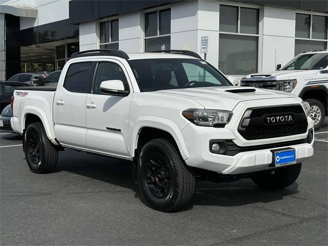 2017 Toyota Tacoma SR5 — Pickup Truck — 111,541 mi — Manassas, VA