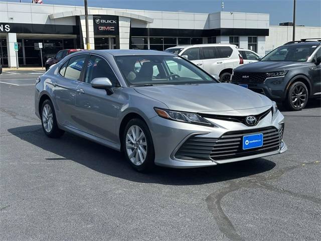 2022 Toyota Camry LE — Sedan — 24,432 mi — Manassas, VA
