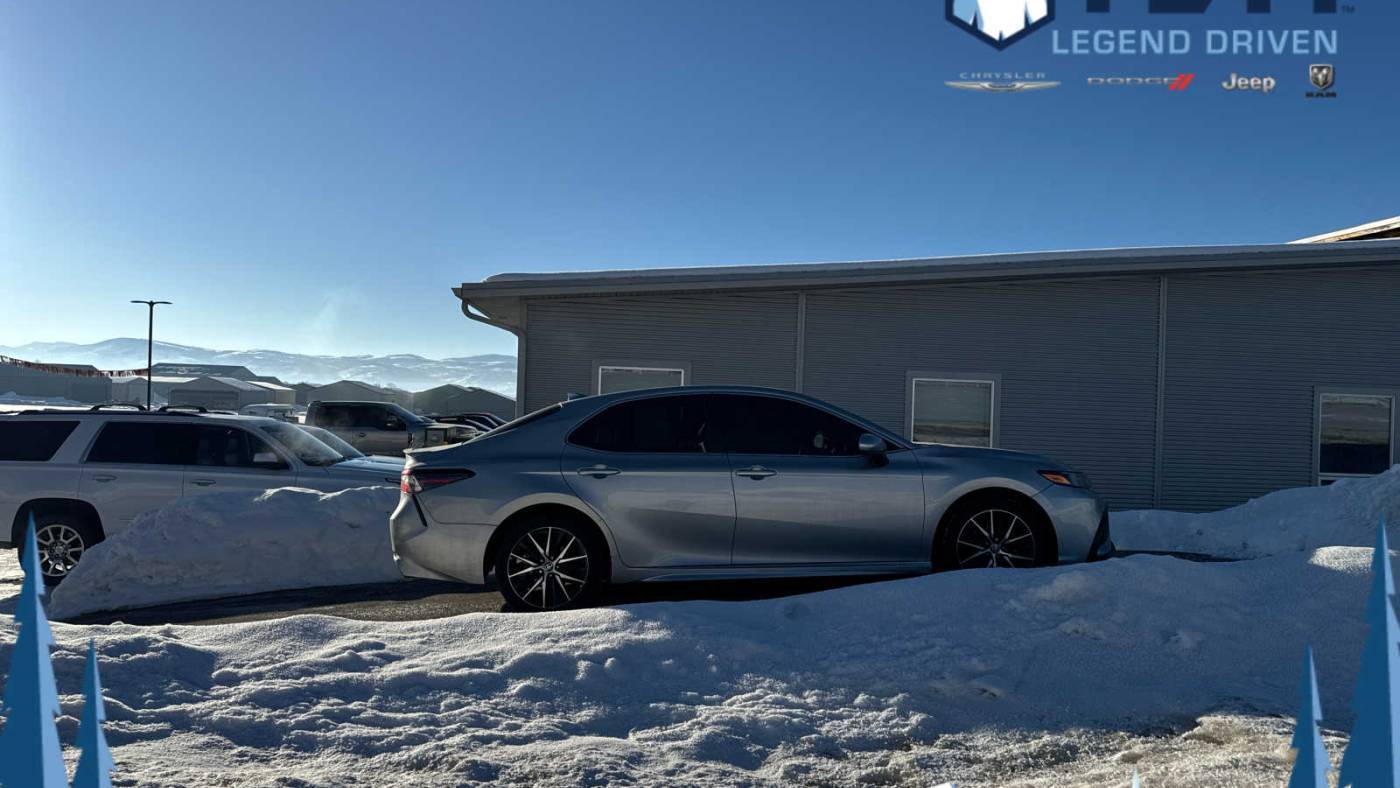 2021 Toyota Camry SE — Sedan — 60,365 mi — Afton, WY