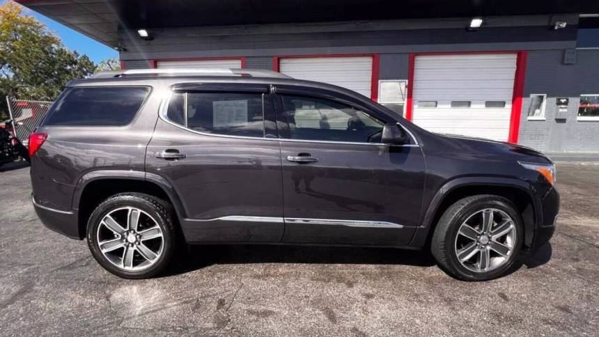 2017 GMC Acadia Denali — SUV — 111,233 mi — Milwaukee, WI