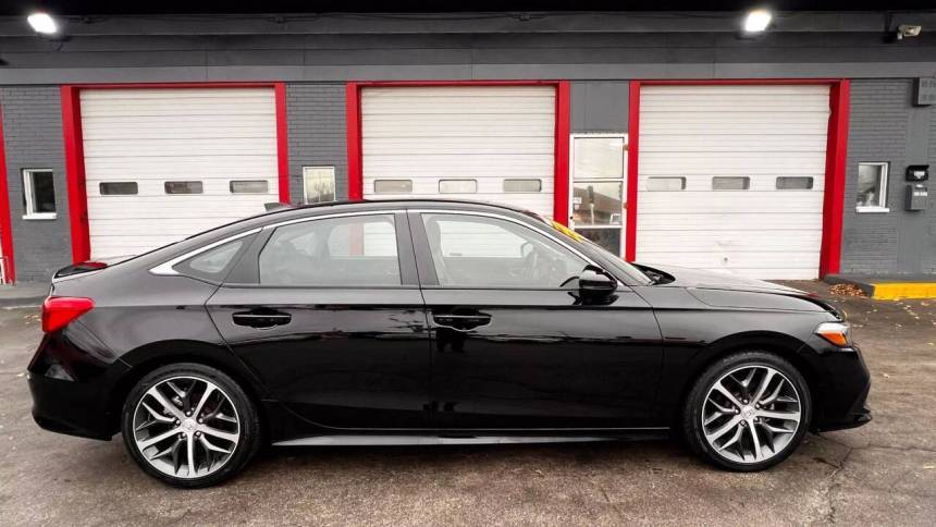2024 Honda Civic Touring — Sedan — 13,430 mi — Milwaukee, WI