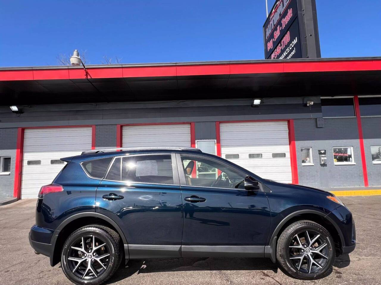 2017 Toyota RAV4 SE — SUV — 133,815 mi — Milwaukee, WI
