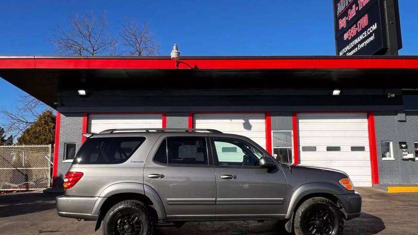 2004 Toyota Sequoia Limited — SUV — 227,153 mi — Milwaukee, WI