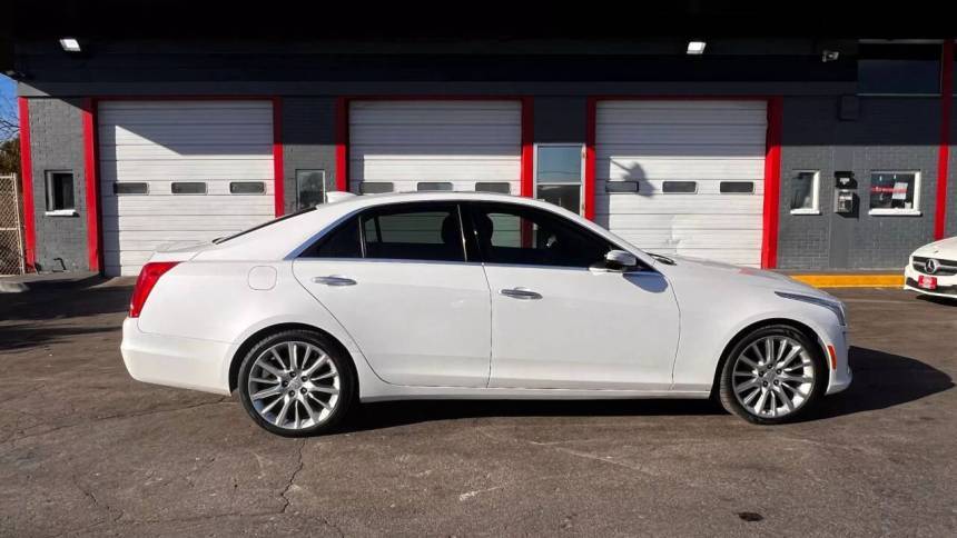 2015 Cadillac CTS Luxury — Sedan — 98,050 mi — Milwaukee, WI