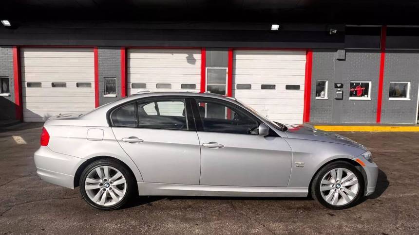 2011 BMW 3 Series 335i — Sedan — 106,442 mi — Milwaukee, WI