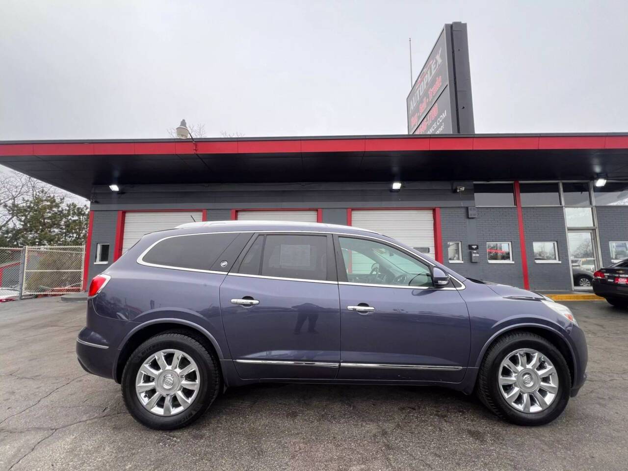 2014 Buick Enclave Premium — SUV — 133,423 mi — Milwaukee, WI