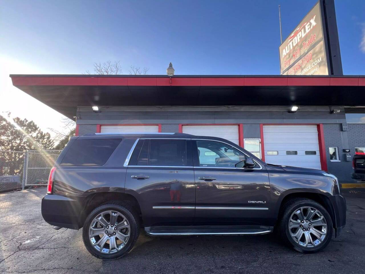 2015 GMC Yukon Denali — SUV — 123,537 mi — Milwaukee, WI