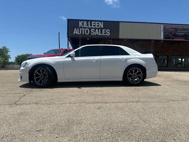 2018 Chrysler 300 S — Sedan — 199,312 mi — Killeen, TX
