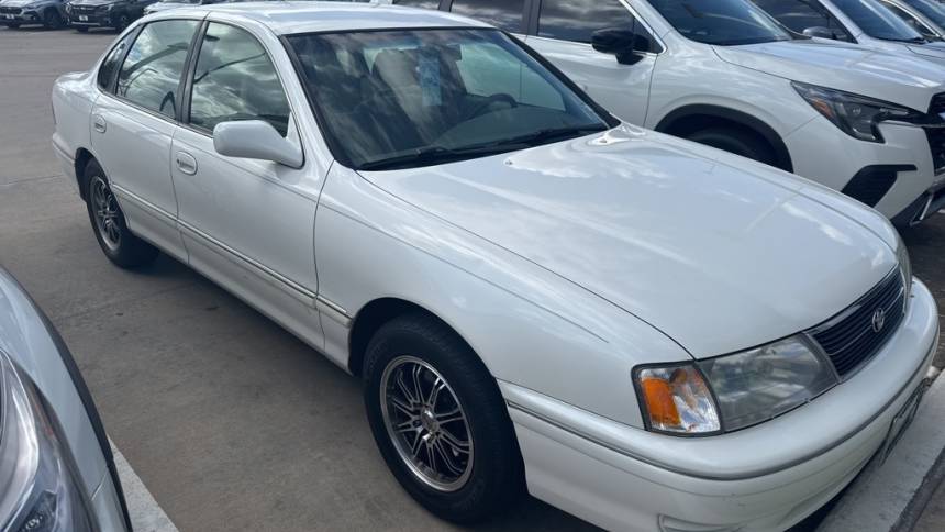 1999 Toyota Avalon XL — Sedan — 110,887 mi — Houston, TX