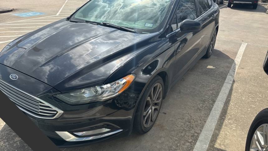 2017 Ford Fusion SE — Sedan — 83,110 mi — Houston, TX