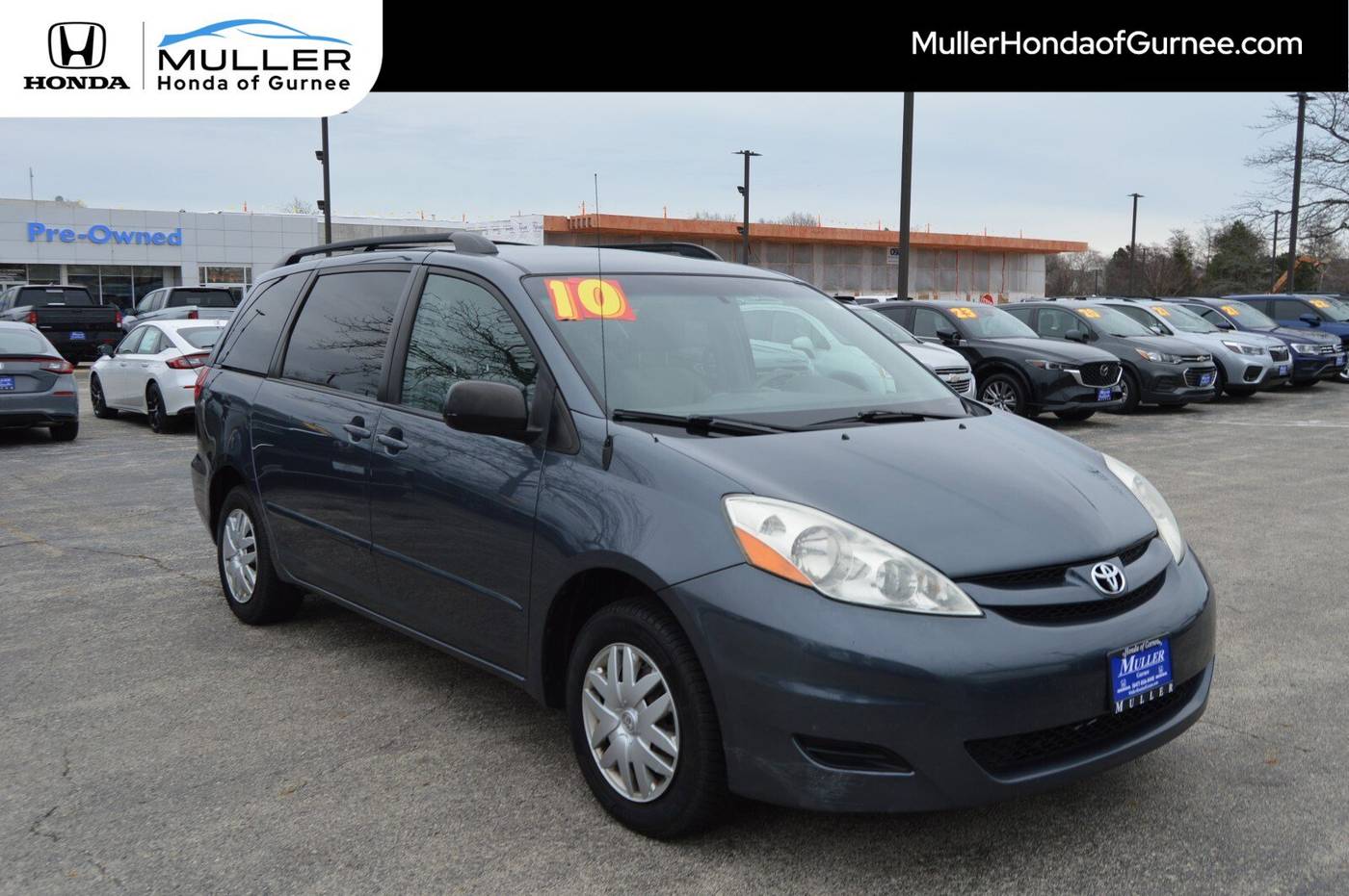 2010 Toyota Sienna CE — Minivan — 182,865 mi — Gurnee, IL