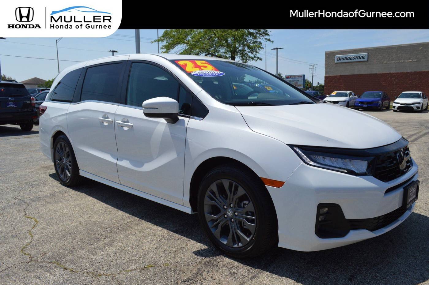 2025 Honda Odyssey Touring — Minivan — 3,161 mi — Gurnee, IL