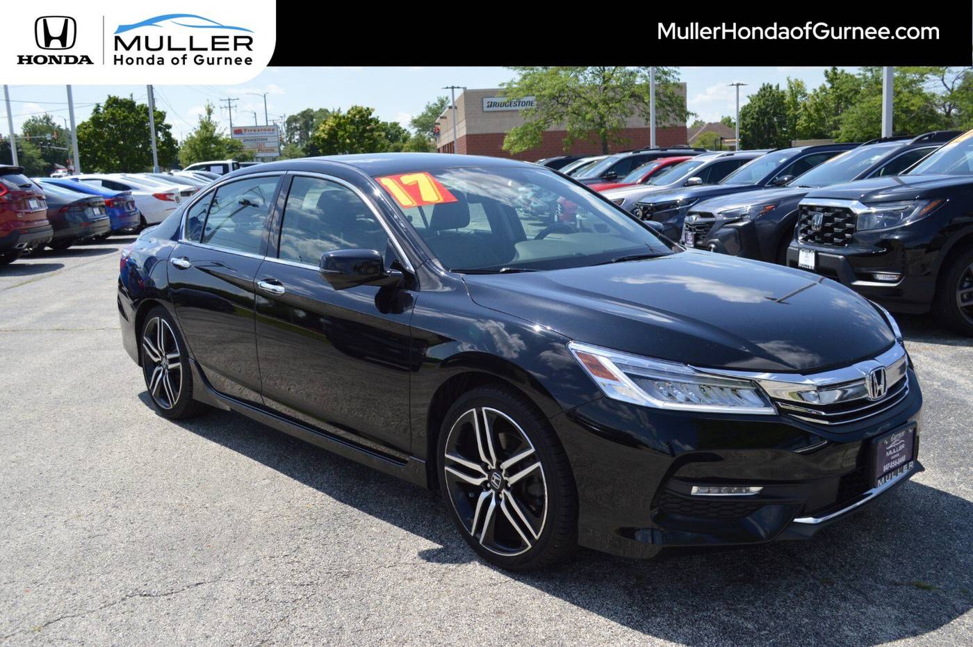 2017 Honda Accord Touring — Sedan — 136,090 mi — Gurnee, IL