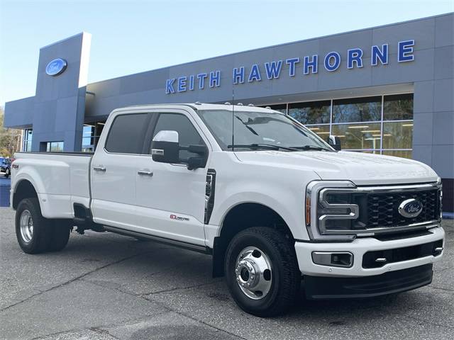 2023 Ford Super Duty F-350 Platinum — Pickup Truck — 61,570 mi — Belmont, NC