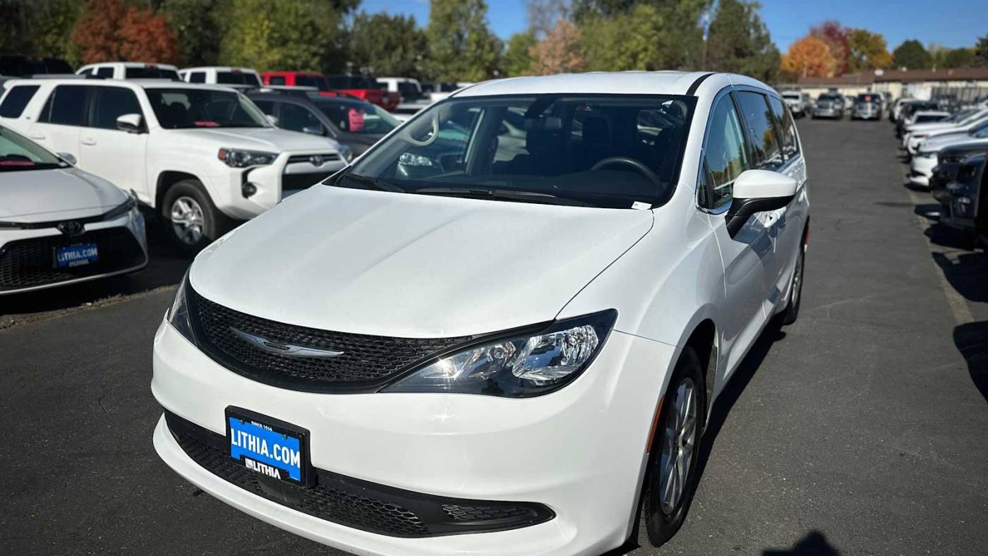 2022 Chrysler Voyager LX — Minivan — 69,349 mi — Billings, MT