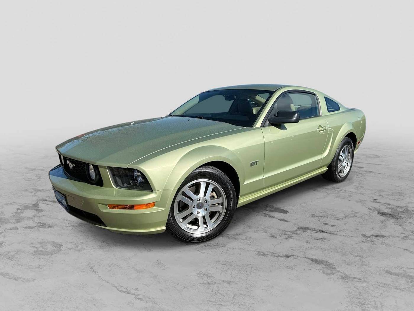2005 Ford Mustang GT Premium