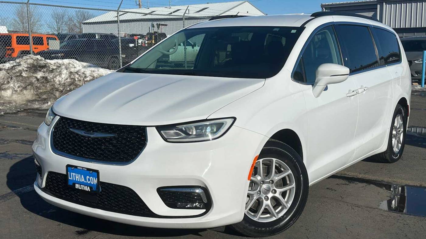 2022 Chrysler Pacifica Touring L — Minivan — 57,751 mi — Billings, MT