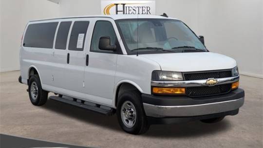 2024 Chevrolet Express Passenger LT — Passenger Van — 7,441 mi — Lillington, NC