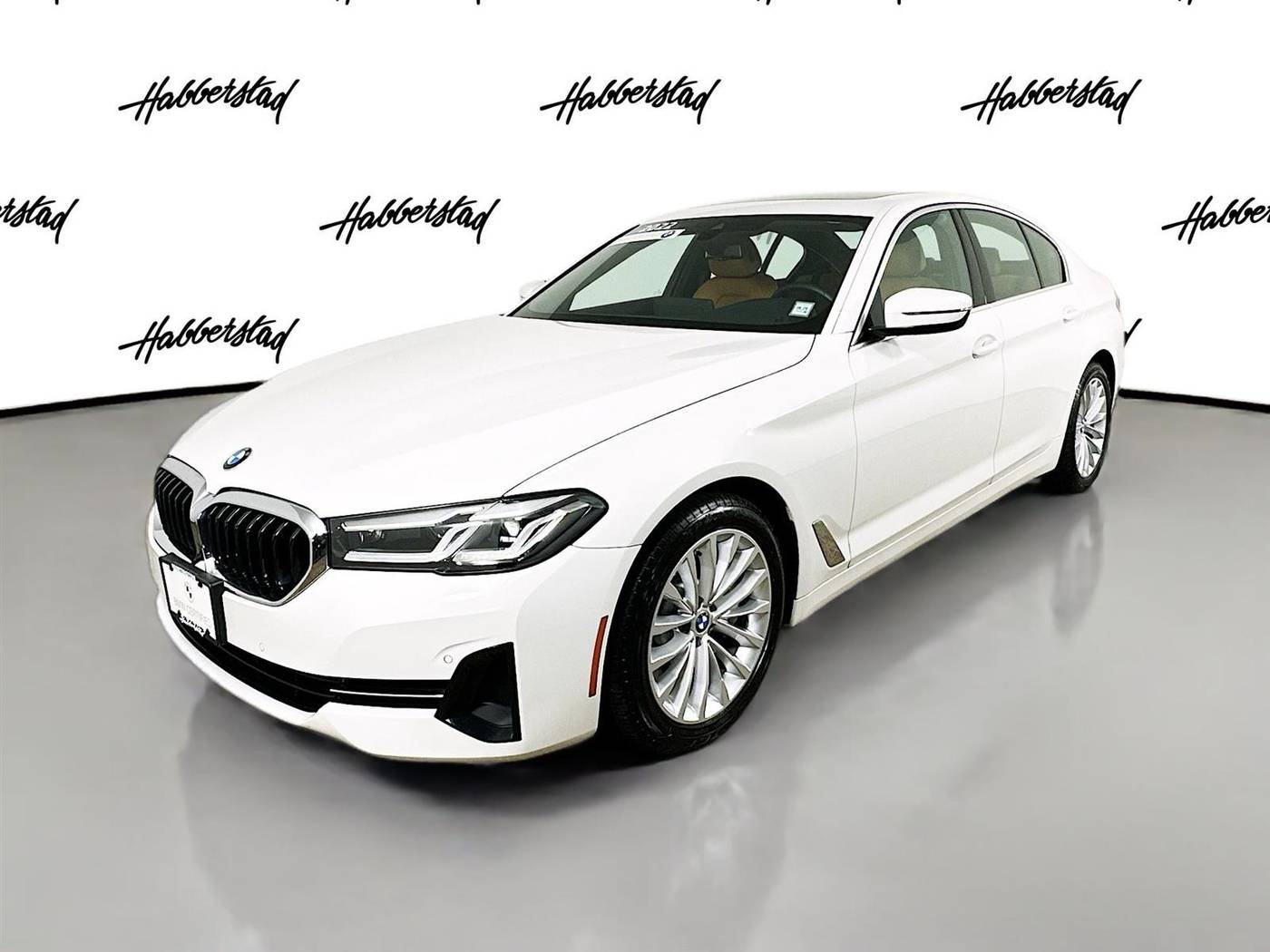 2022 BMW 5 Series 530i — Sedan — 25,641 mi — Huntington Station, NY