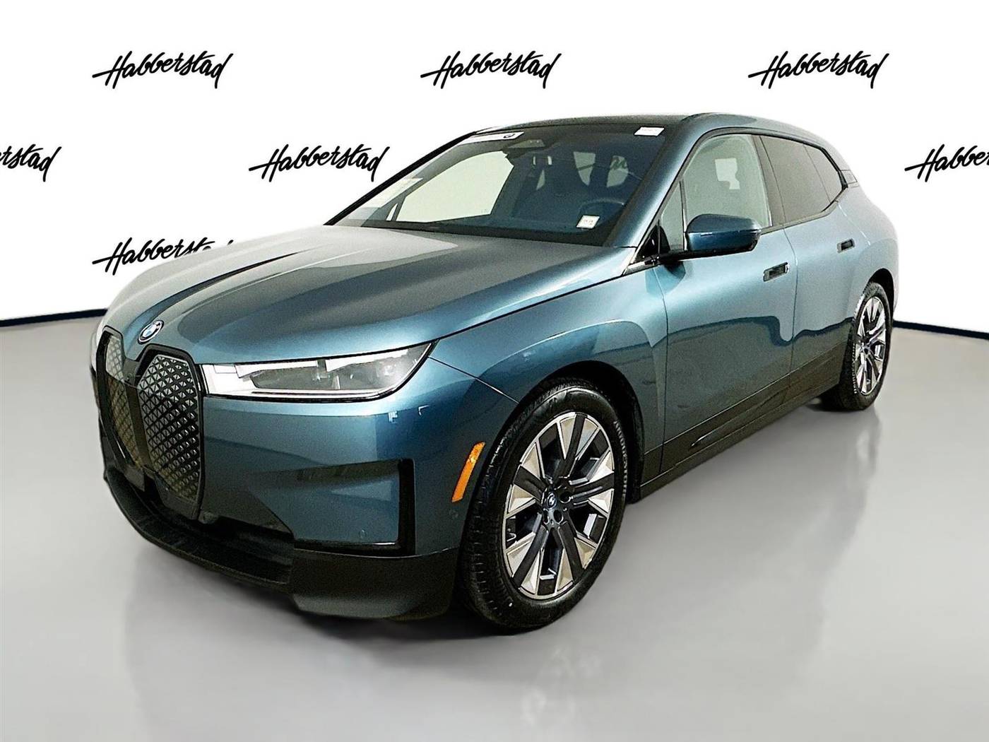 2022 BMW iX xDrive50 — SUV — 28,038 mi — Huntington Station, NY