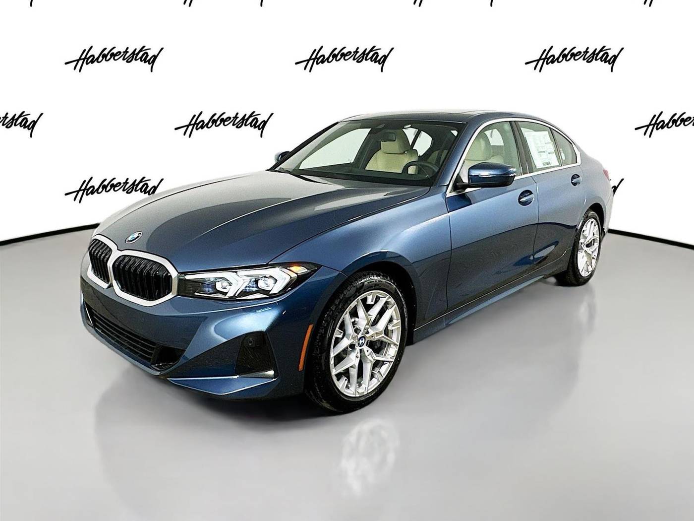 2025 BMW 3 Series 330i — Sedan — 6 mi — Huntington Station, NY