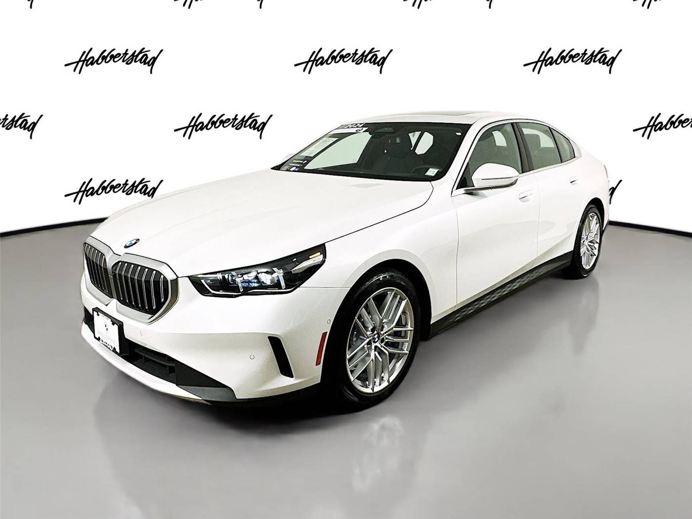 2024 BMW 5 Series 530i — Sedan — 13,473 mi — Huntington Station, NY