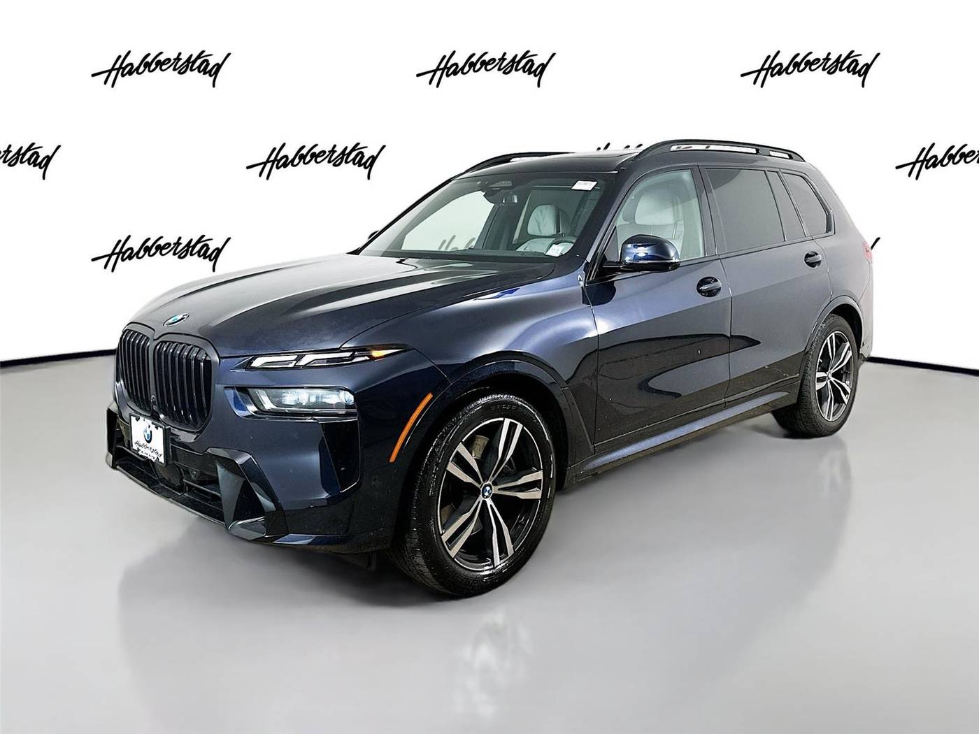 2023 BMW X7 40i — SUV — 23,835 mi — Bay Shore, NY