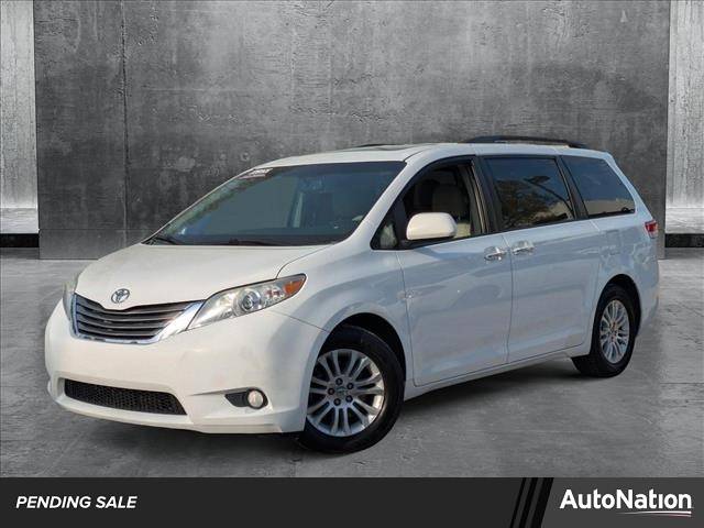 2014 Toyota Sienna XLE — Minivan — 160,433 mi — Knoxville, TN
