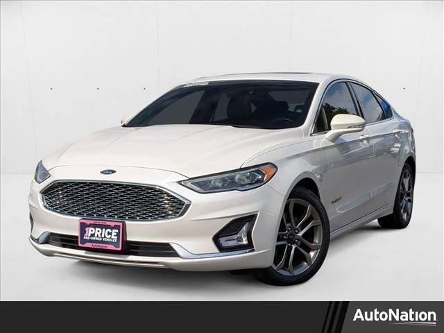2019 Ford Fusion Hybrid Titanium — Sedan — 117,968 mi — Knoxville, TN