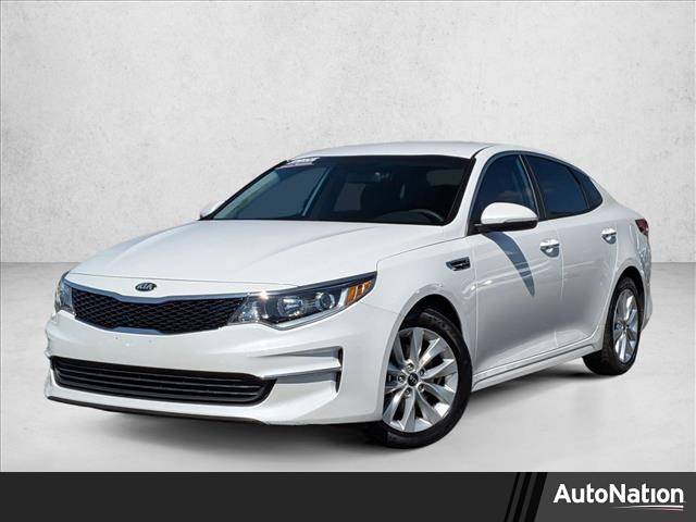 2018 Kia Optima LX — Sedan — 122,456 mi — Knoxville, TN