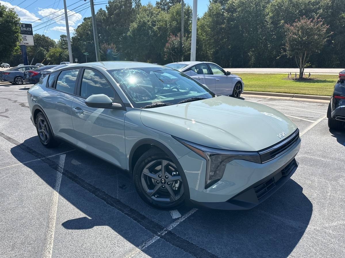2025 Kia K4 LXS — Sedan — 8,860 mi — Fayetteville, NC