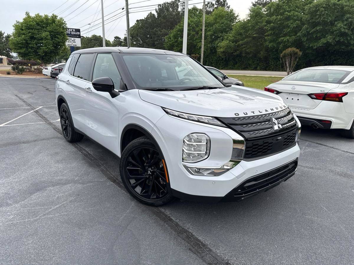 2023 Mitsubishi Outlander SEL — SUV — 52,080 mi — Fayetteville, NC