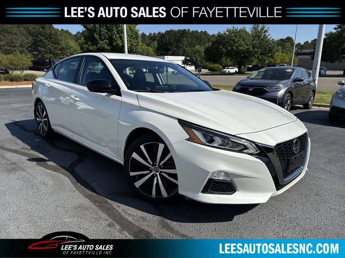 2022 Nissan Altima SR — Sedan — 21,875 mi — Fayetteville, NC