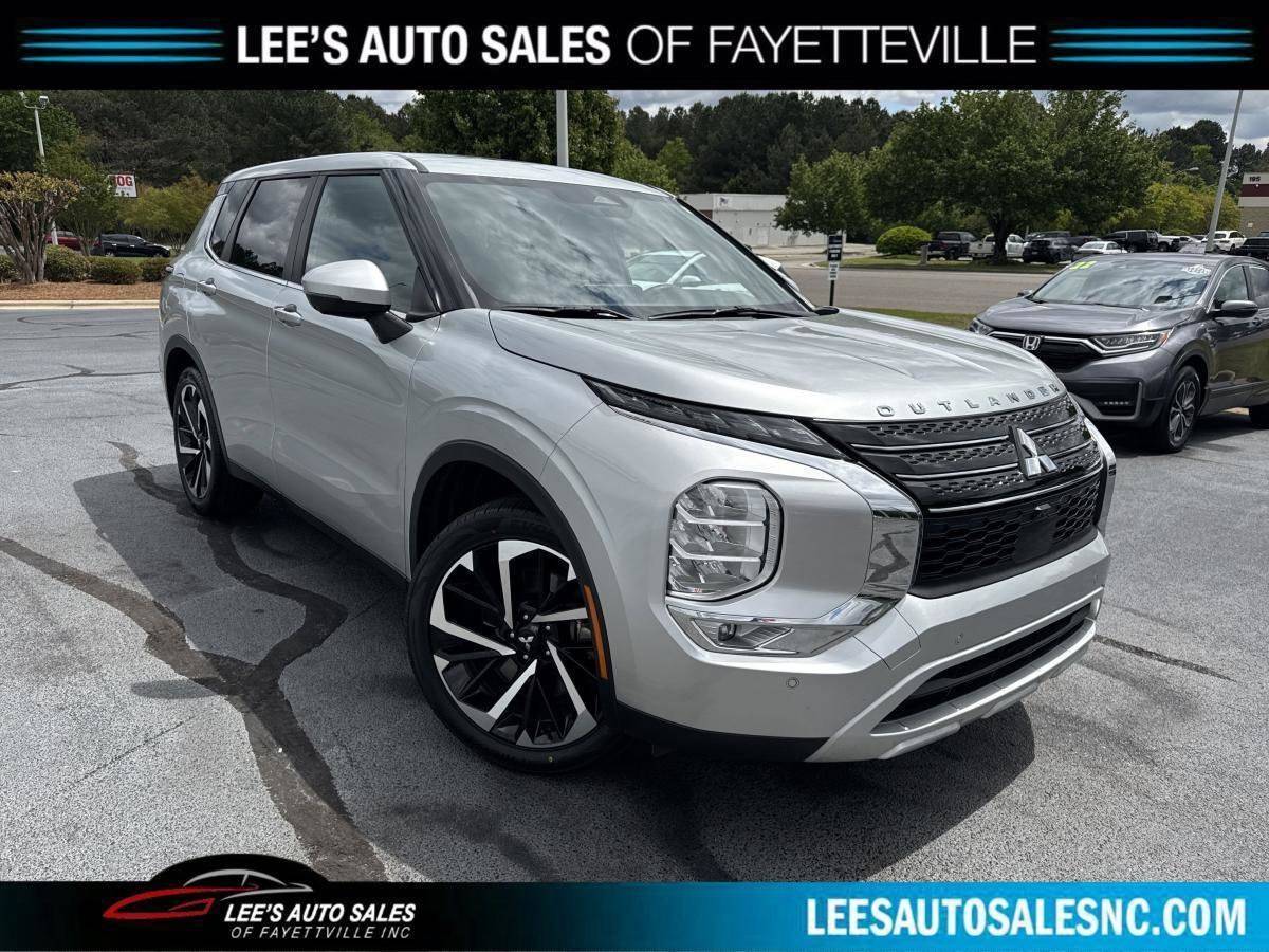 2024 Mitsubishi Outlander SE — SUV — 29,302 mi — Fayetteville, NC