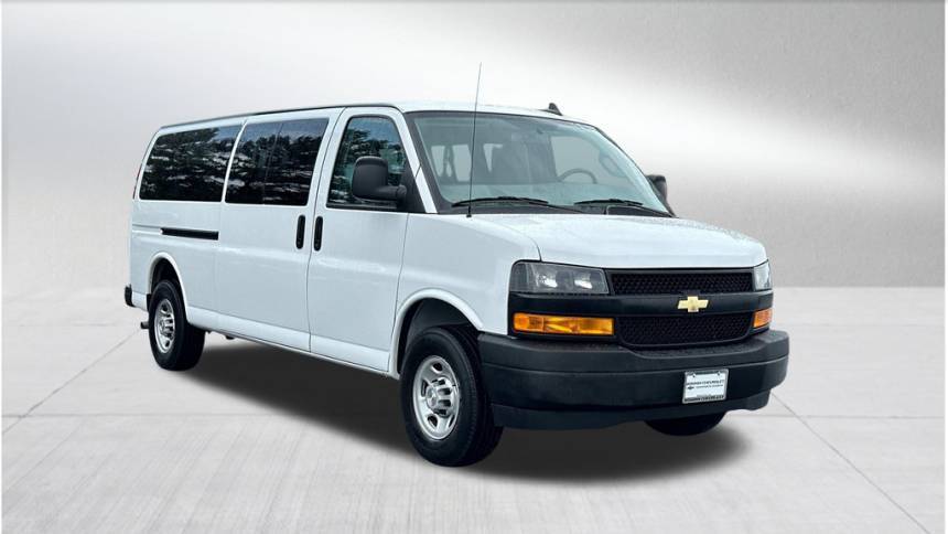 2022 Chevrolet Express Passenger LS — Passenger Van — 39,426 mi — Manassas, VA