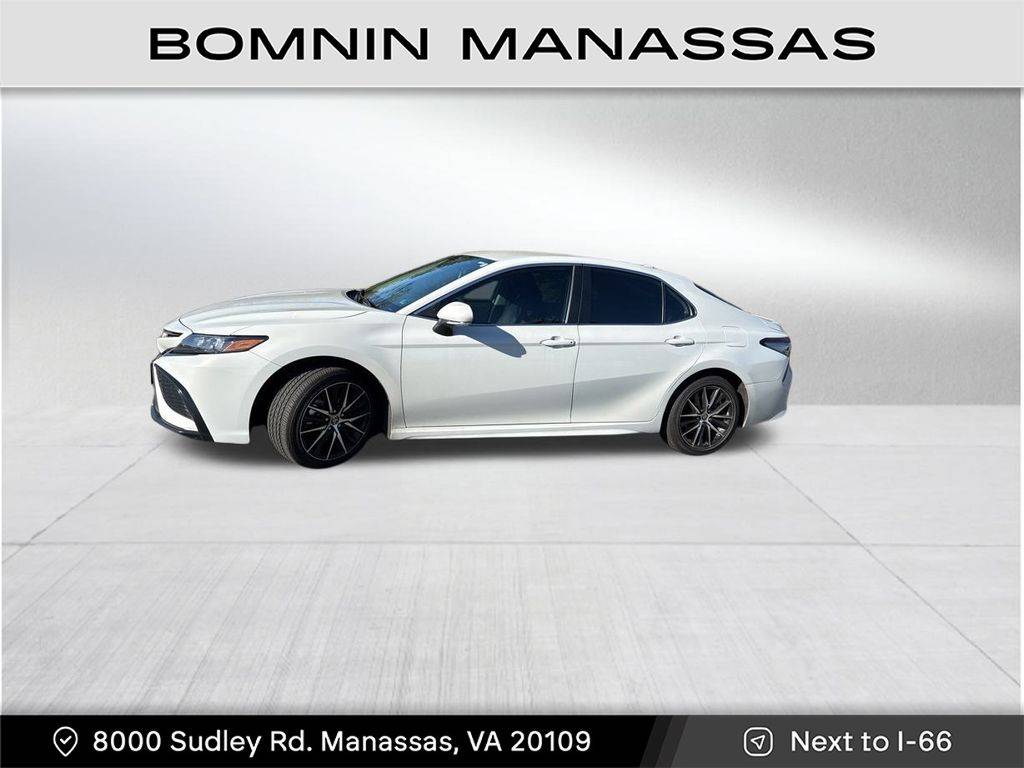 2024 Toyota Camry SE — Sedan — 15,111 mi — Manassas, VA