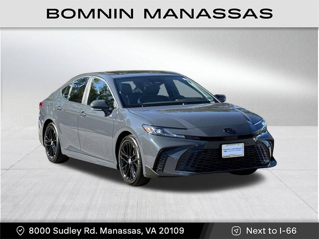 2025 Toyota Camry Hybrid SE — Sedan — 15,613 mi — Manassas, VA