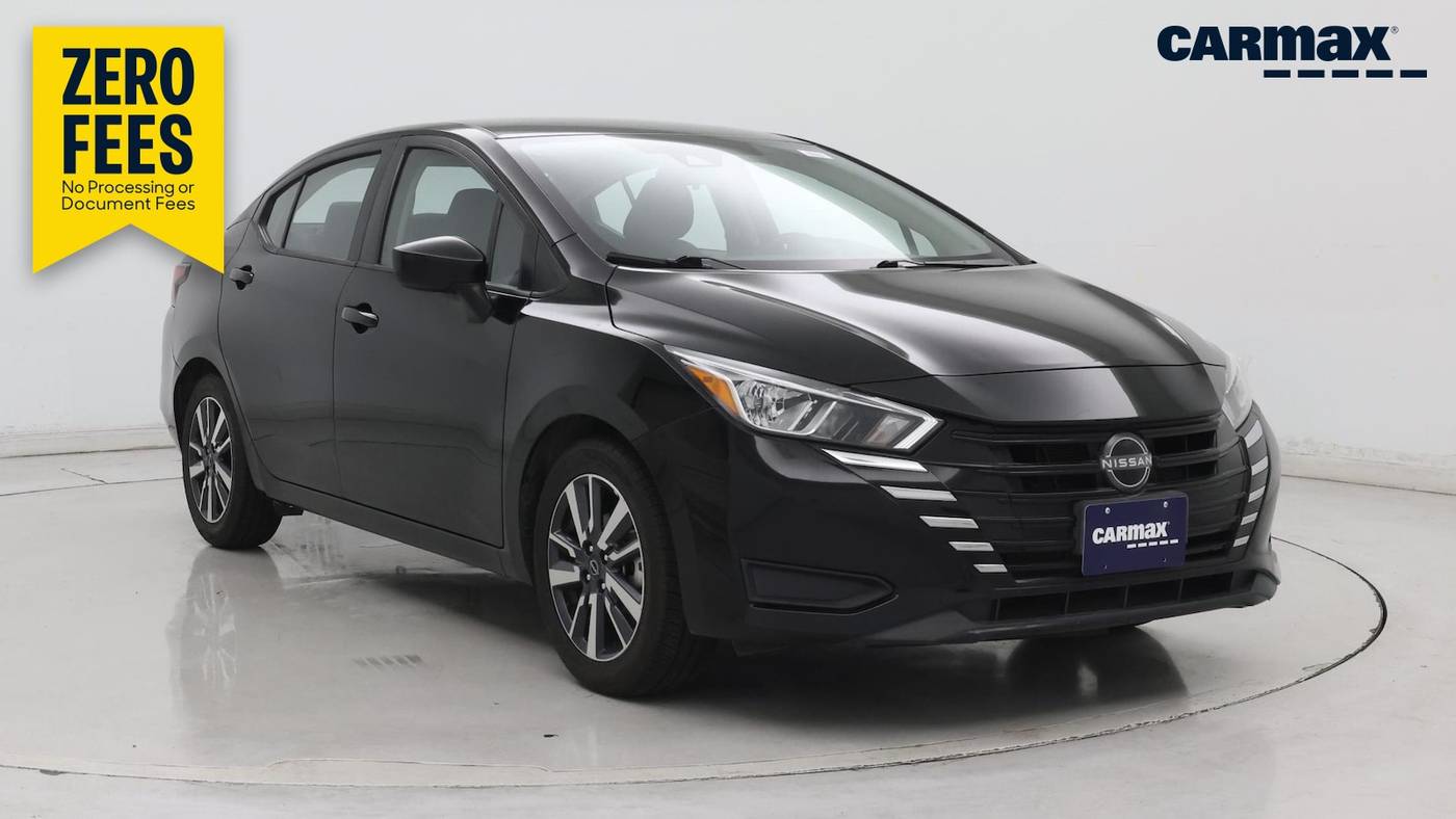 2023 Nissan Versa SV